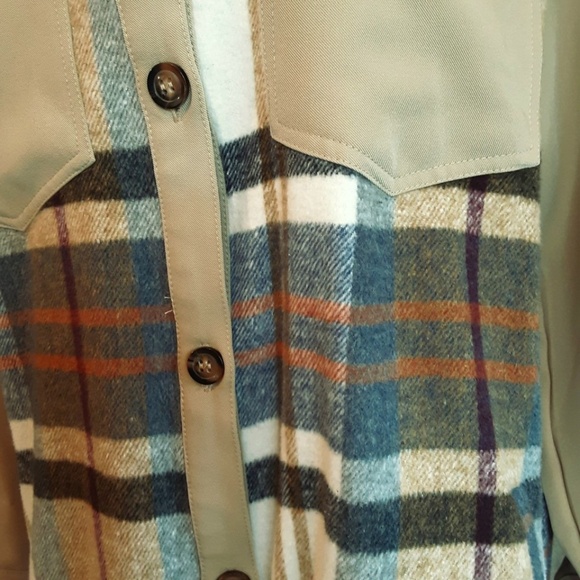 NWT Women's Long Khaki & Plaid Flannel Shacket Button Front Relaxed Fit M - Picture 4 of 13